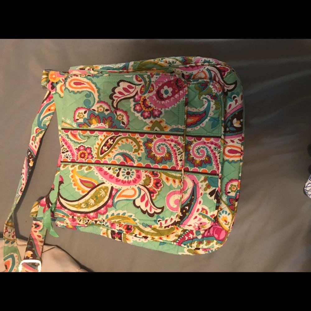 Vera Bradley tutti fruity mail bag